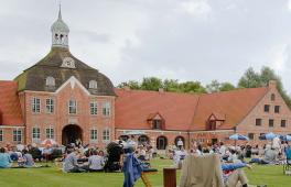 A picnic at Hasselburg Castle during the Schleswig-Holstein Music Festival