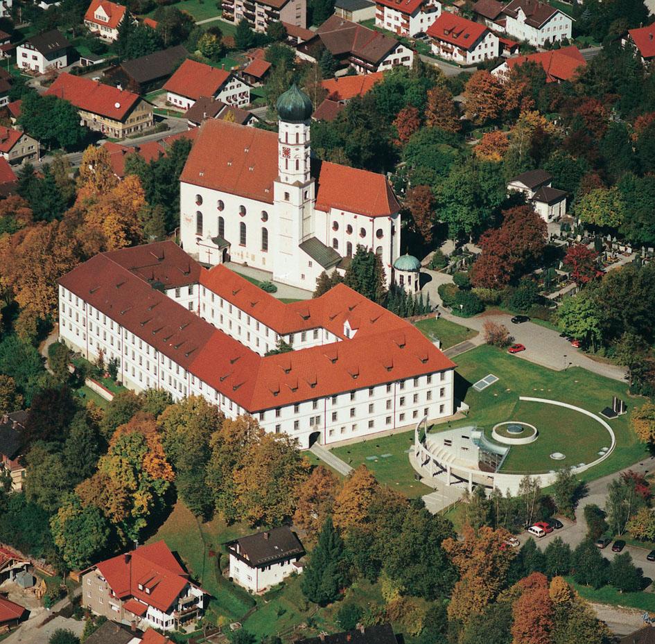 Luftaufnahme: Bayerische Musikakademie Marktoberdorf.
