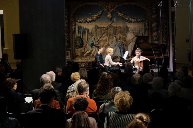 Konzert von drei Stipendiatinnen 2020 (Klavier und Cello). 